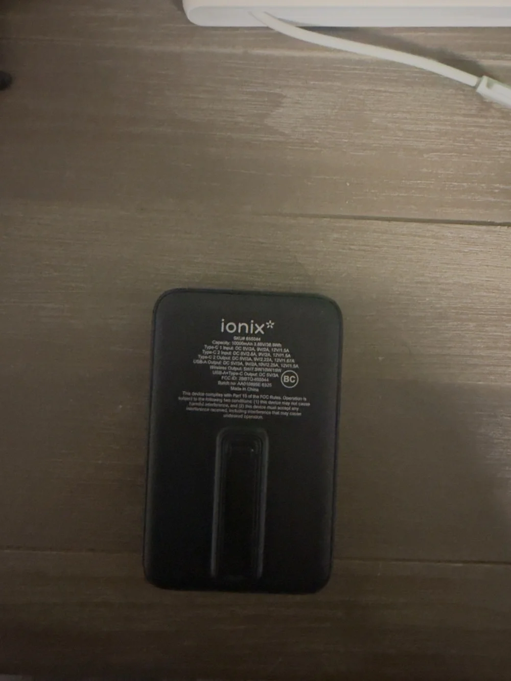 Ionix portable charger with charging cable